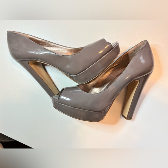 BCBGeneration Jaxx Patent Taupe Peep-Toe, Size 7 - 5” Chunky Heel 1” Platform. - Picture 4 of 10